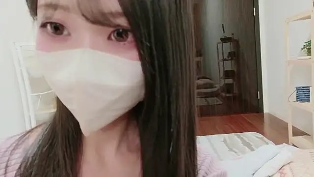 Snapshot of OSUSHI-CHAN chatting on 06-16-26, 04:18 OSUSHI-CHAN online show from 06-16-26, 04:18