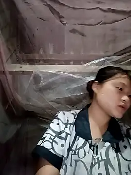 Snapshot of memeto_sexy chatting on 10-05-25, 01:57 memeto sexy online show from 10-05-25, 01:57