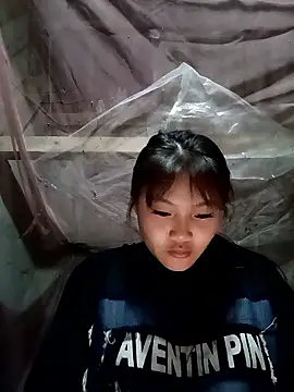 Snapshot of memeto_sexy chatting on 10-28-25, 12:59 memeto sexy online show from 10-28-25, 12:59