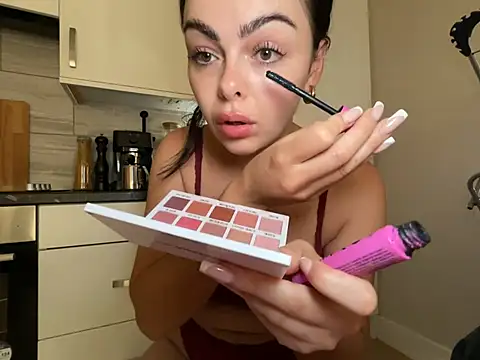 FrancescaXO online show from 06-25-26, 06:29