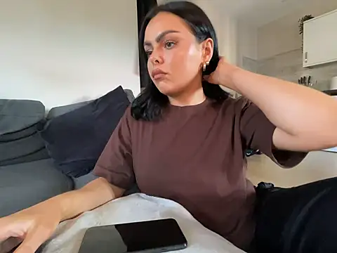 FrancescaXO online show from 03-18-26, 02:08