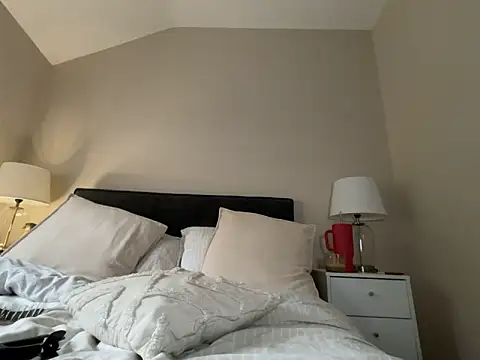 FrancescaXO online show from 10-01-25, 08:19