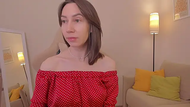 GoodGlamorGirl online show from 04-07-26, 04:03