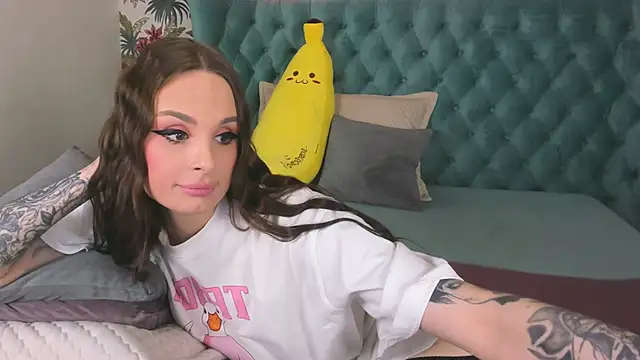 NaughtyLoryy online show from 11-01-25, 09:14