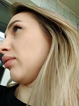 Snapshot of Hot_Men43 chatting on 03-08-26, 12:19 Hot Men43 online show from 03-08-26, 12:19