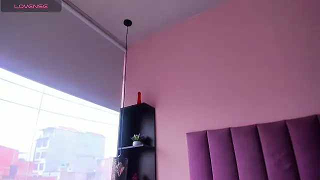 violet myerrs online show from 02-12-26, 01:00