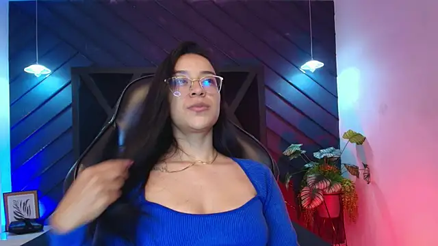 zoe martins  online show from 03-18-26, 05:14