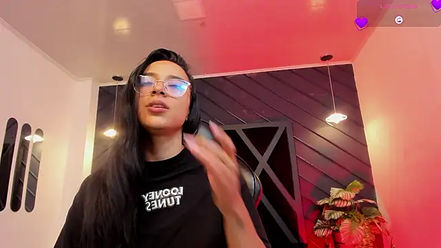 zoe martins  online show from 02-02-26, 05:34