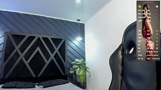 zoe martins  online show from 01-05-26, 05:27