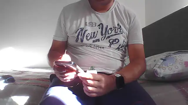 Snapshot of kocasosisli chatting on 07-11-26, 04:57 kocasosisli online show from 07-11-26, 04:57