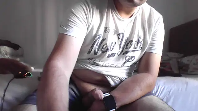 Snapshot of kocasosisli chatting on 06-15-26, 02:28 kocasosisli online show from 06-15-26, 02:28