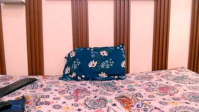 Snapshot of kimberly18cute chatting on 02-06-26, 01:45 kimberly18cute online show from 02-06-26, 01:45