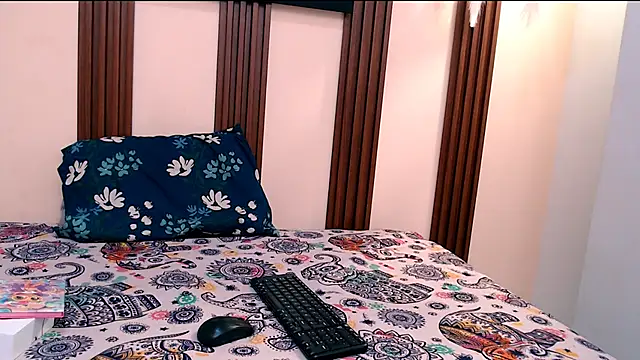 kimberly18cute online show from 11-15-25, 12:14