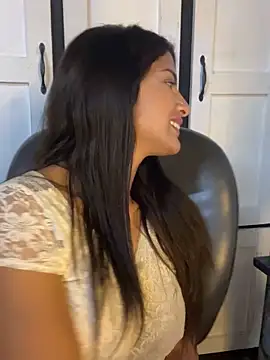 chicachocolate01 online show from 09-26-25, 11:44