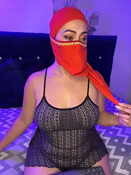 Aisha Malek online show from 11-28-25, 08:42