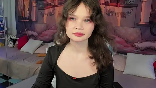 EmilyChaves online show from 11-13-25, 04:44