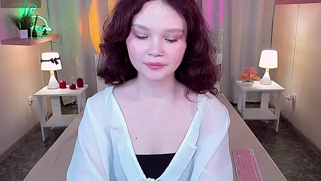 EmilyChaves online show from 06-03-26, 08:15