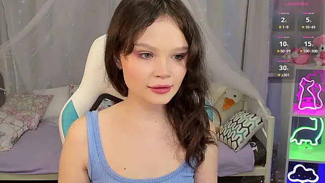 Snapshot of EmilyChaves chatting on 01-17-26, 06:28 EmilyChaves online show from 01-17-26, 06:28