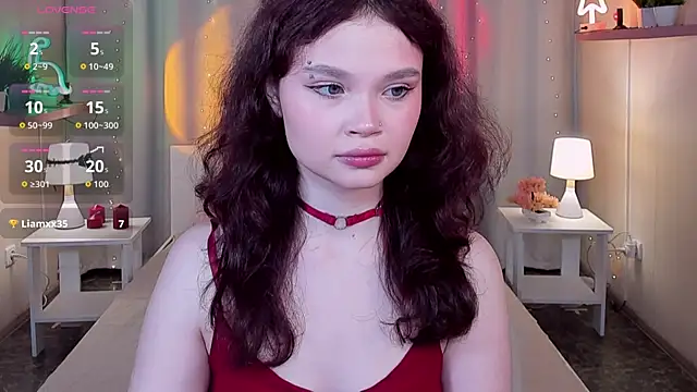 EmilyChaves online show from 06-10-26, 07:53