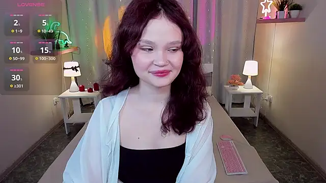 EmilyChaves online show from 06-02-26, 06:57