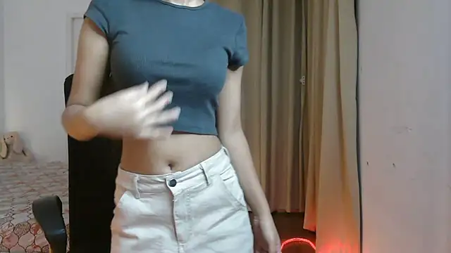 Mini Meera online show from 07-17-26, 04:48