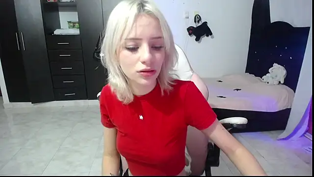 Elizabeth rose02 online show from 10-25-25, 11:49