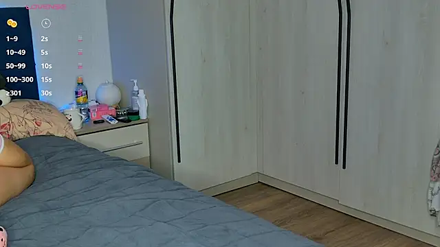 MissEmilyMiller online show from 04-09-26, 06:47