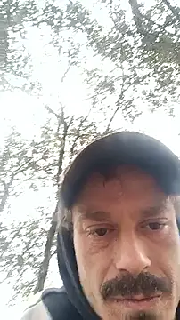 Snapshot of jvdzj-0_ chatting on 10-04-25, 03:24 jvdzj-0  online show from 10-04-25, 03:24