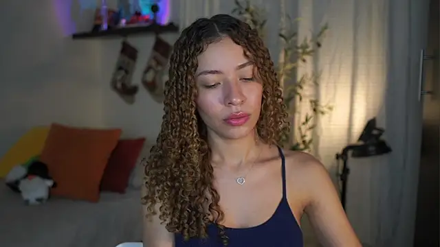 isabella-garcia- online show from 11-20-25, 02:23