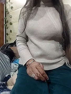 Snapshot of dollysapna1 chatting on 02-01-26, 04:38 dollysapna1 online show from 02-01-26, 04:38