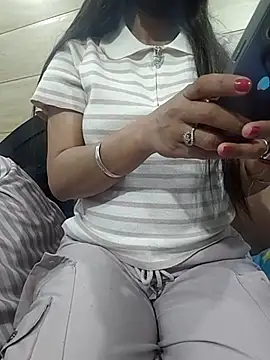 dollysapna1 online show from 01-15-26, 04:10