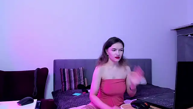 Katherine Twilight online show from 11-01-25, 07:35