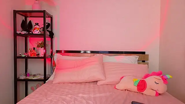 Snapshot of daddy_digger chatting on 12-19-25, 01:20 daddy digger online show from 12-19-25, 01:20