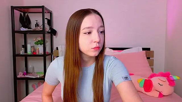 Snapshot of daddy_digger chatting on 10-14-25, 01:39 daddy digger online show from 10-14-25, 01:39