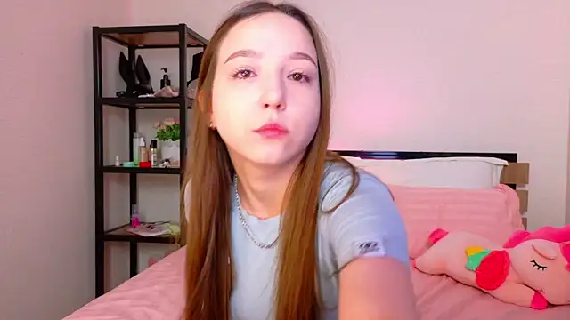 Snapshot of daddy_digger chatting on 10-27-25, 01:28 daddy digger online show from 10-27-25, 01:28