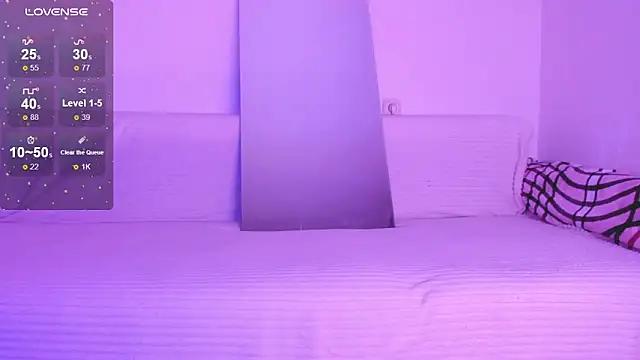 Lil Foxy9 online show from 11-23-25, 10:25