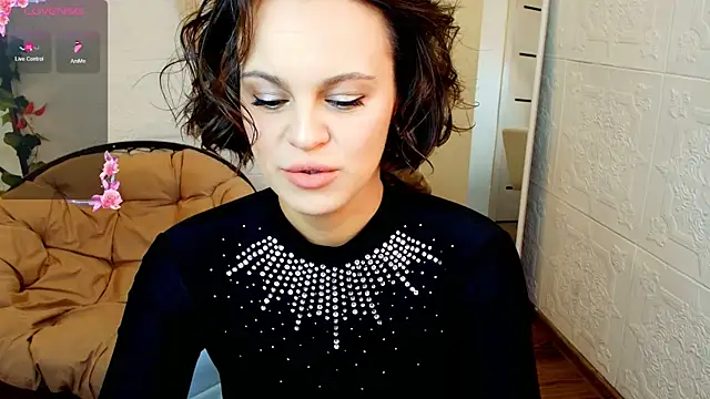 KiraEnergy online show from 09-12-25, 02:01