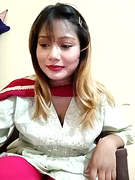 Snapshot of alexa_cam44 chatting on 10-04-25, 07:37 alexa cam44 online show from 10-04-25, 07:37