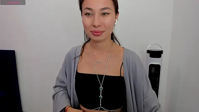 Snapshot of Kat__cat chatting on 05-09-26, 07:12 Kat cat online show from 05-09-26, 07:12