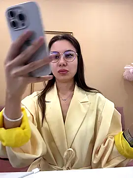 Kat  cat online show from 11-22-25, 01:37