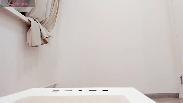 Kat  cat online show from 12-19-25, 09:00