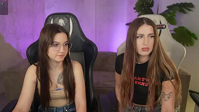 Goldie Flame online show from 03-13-26, 11:10