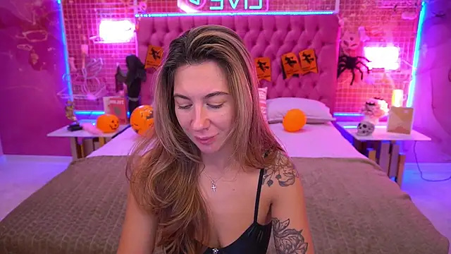 KateShanny online show from 11-01-25, 07:13