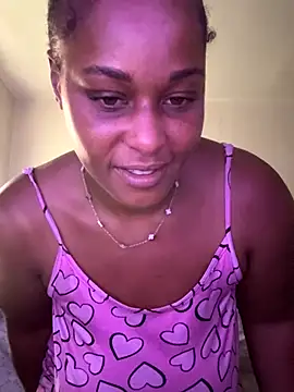 Snapshot of yummy0322 chatting on 09-21-25, 03:39 yummy0322 online show from 09-21-25, 03:39