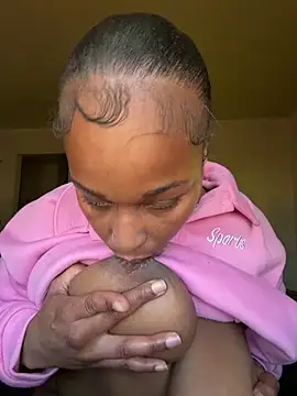 yummy0322 online show from 11-23-25, 03:44