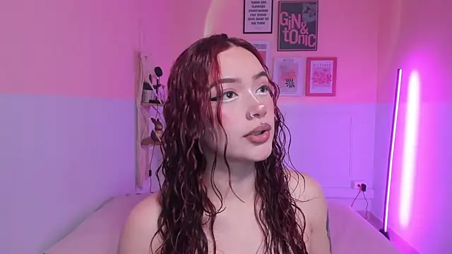 Camila Rivers online show from 10-14-25, 12:17