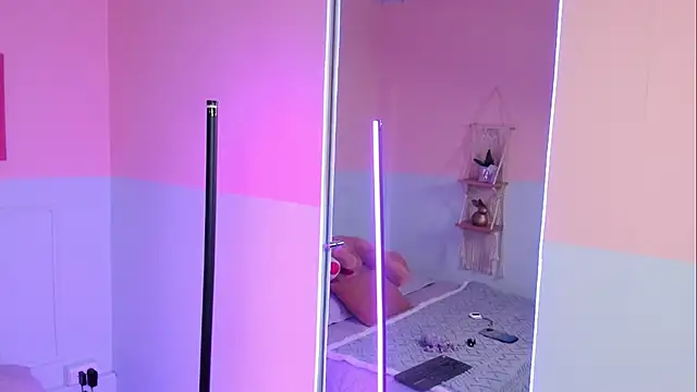 Snapshot of Camila_Rivers chatting on 02-10-26, 04:22 Camila Rivers online show from 02-10-26, 04:22