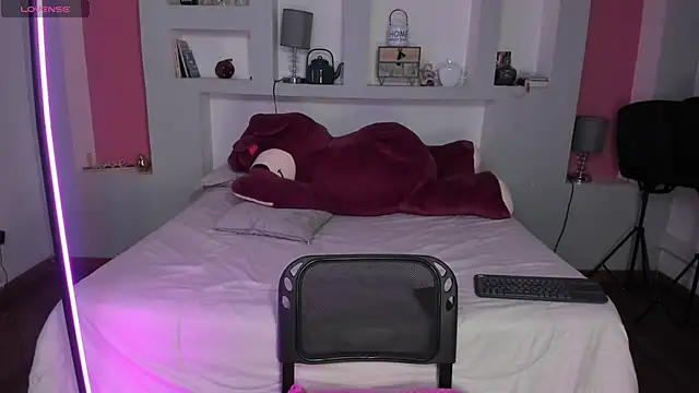 Camila Rivers online show from 04-16-26, 12:28