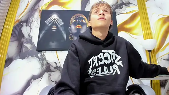 mono blonde online show from 06-08-26, 11:11