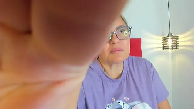 carolinacrus01 online show from 11-26-25, 02:39